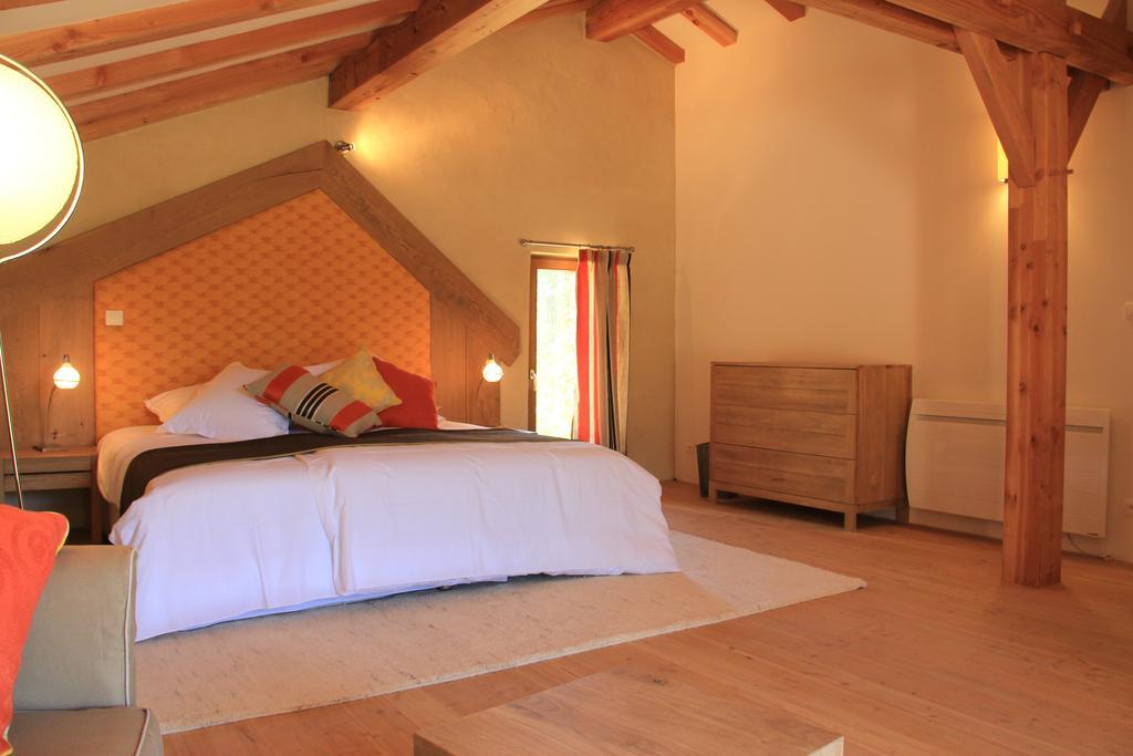 Hollyoaks Estate Otel Saint-Pons-la-Calm Oda fotoğraf